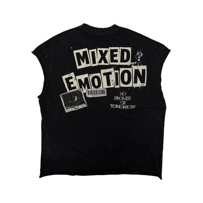 “Newspaper” Sleeveless tee Main Image