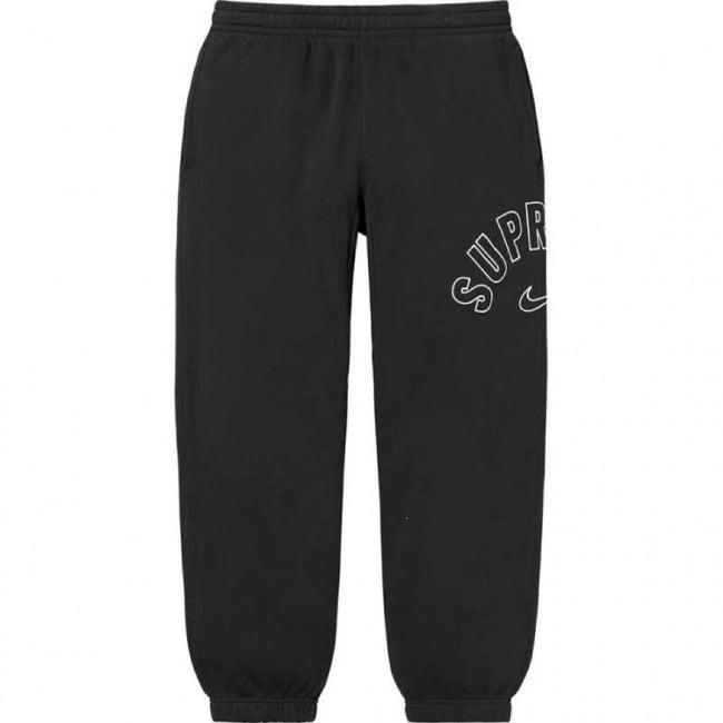 Supreme × Nike Arc Logo Sweatpants – Black Hover Image